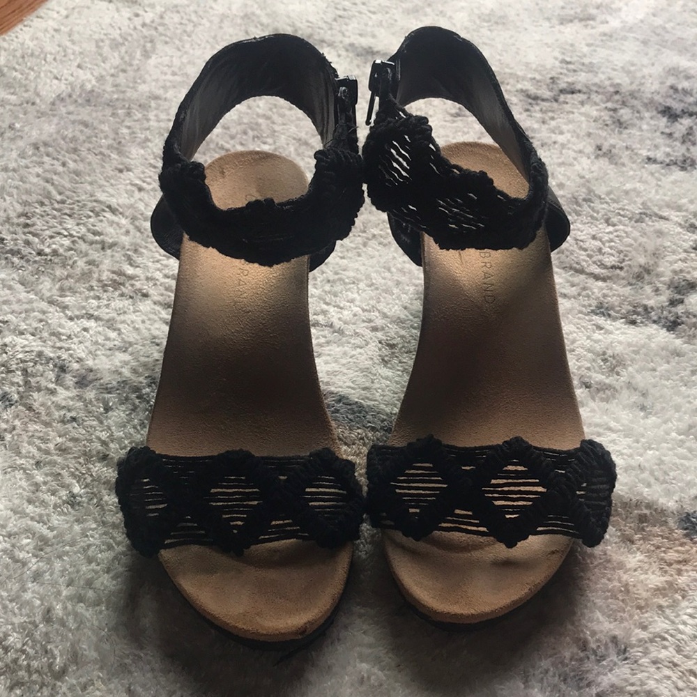 Lucky Brand sandals